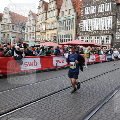 05.10.2025 - 20. swb-Marathon Bremen Yannick Fuchs http://msf.ph/oto/9267262 05.10.2025 10:52:00 Ziel 9004, 9506, 10817, 10968, 11080, 11361, 11394, 11689, 11696 meine-sportfotos.de