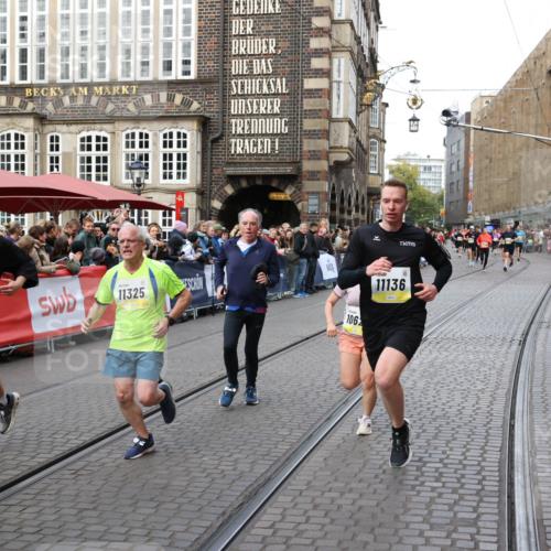 05.10.2025 - 20. swb-Marathon Bremen Yannick Fuchs http://msf.ph/oto/9267423 05.10.2025 10:52:03 Ziel 9683, 10380, 10581, 10625, 10817, 11080, 11136, 11325, 11361, 11394 meine-sportfotos.de