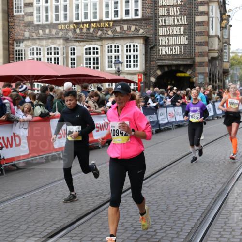05.10.2025 - 20. swb-Marathon Bremen Yannick Fuchs http://msf.ph/oto/9268171 05.10.2025 10:52:20 Ziel 9196, 9226, 9852, 10038, 10240, 10438, 10668, 10727, 10900, 10942, 11458, 11641 meine-sportfotos.de