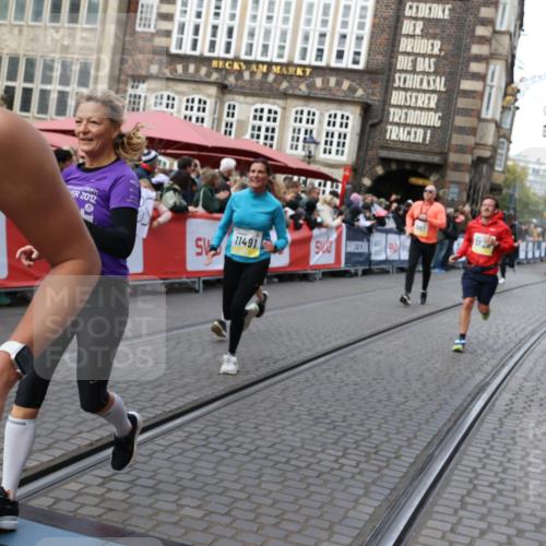 05.10.2025 - 20. swb-Marathon Bremen Yannick Fuchs http://msf.ph/oto/9268374 05.10.2025 10:52:23 Ziel 9196, 9852, 9955, 9987, 10038, 10240, 10438, 10668, 10727, 10900, 10927, 10942, 11128, 11458, 11491, 11641 meine-sportfotos.de