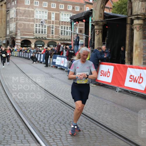 05.10.2025 - 20. swb-Marathon Bremen Yannick Fuchs http://msf.ph/oto/9268950 05.10.2025 10:52:31 Ziel 9172, 9584, 9955, 9987, 10241, 10507, 10719, 10927, 11128, 11491, 11528, 11665 meine-sportfotos.de