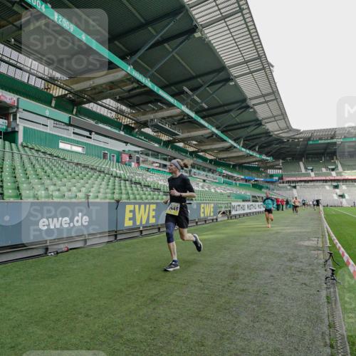 05.10.2025 - 20. swb-Marathon Bremen Michael Burmester http://msf.ph/oto/9276701 05.10.2025 10:27:24 Laufen im Stadion 28, 9009, 9202, 9270, 9285, 9339, 9351, 9362, 9400, 9411, 9500, 9670, 9678, 9709, 9711, 9876, 9878, 9885, 9897, 9921, 9960, 9961, 10045, 10091, 10092, 10277, 10351, 10411, 10452, 10568, 10634, 10637, 10639, 10676, 10750, 10792, 10818, 10822, 10898, 10947, 11074, 11167, 11362, 11446, 11585, 11645, 11659, 11678, 11683, 9202, 9290, 9396, 9545, 9590, 10431, 10633, 10649, 10682, 10773, 10823, 11648, 11714, 11715 meine-sportfotos.de