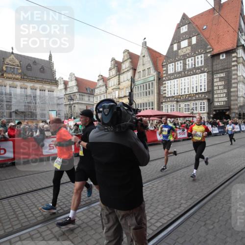 05.10.2025 - 20. swb-Marathon Bremen Yannick Fuchs http://msf.ph/oto/9290850 05.10.2025 10:50:55 Ziel 7733, 9251, 9277, 9399, 9715, 9888, 9966, 9975, 10224, 10689, 11220, 11311 meine-sportfotos.de