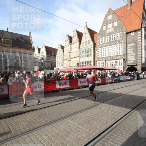 05.10.2025 - 20. swb-Marathon Bremen Yannick Fuchs http://msf.ph/oto/9292406 05.10.2025 10:56:55 Ziel 9669, 10145, 10397, 10924, 11274, 11675 meine-sportfotos.de
