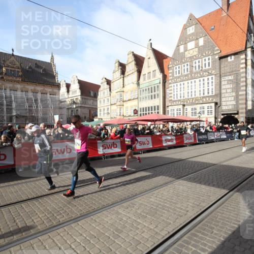 05.10.2025 - 20. swb-Marathon Bremen Yannick Fuchs http://msf.ph/oto/9292424 05.10.2025 10:57:00 Ziel 9669, 10105, 10397, 10867, 11168, 11274 meine-sportfotos.de