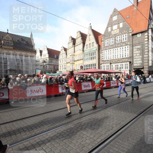 05.10.2025 - 20. swb-Marathon Bremen Yannick Fuchs http://msf.ph/oto/9307301 05.10.2025 10:56:41 Ziel 8118, 9547, 9886, 10008, 10042, 10971, 11260, 11475, 11691 meine-sportfotos.de