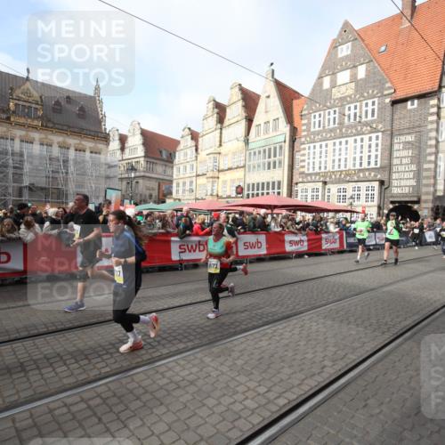 05.10.2025 - 20. swb-Marathon Bremen Yannick Fuchs http://msf.ph/oto/9307953 05.10.2025 11:00:32 Ziel 7215, 9173, 9177, 9531, 10063, 10067, 10071, 10217, 10504, 10794, 10930, 11003, 11534, 11595, 11619 meine-sportfotos.de
