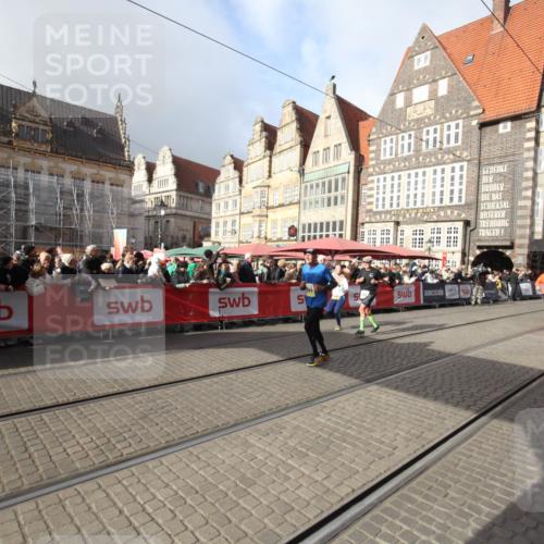 05.10.2025 - 20. swb-Marathon Bremen Yannick Fuchs http://msf.ph/oto/9308412 05.10.2025 11:04:33 Ziel 8111, 9610, 10278, 10439, 10483, 10956, 11044, 11704 meine-sportfotos.de