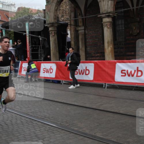 05.10.2025 - 20. swb-Marathon Bremen Yannick Fuchs http://msf.ph/oto/9316404 05.10.2025 10:36:13 Ziel 11188 meine-sportfotos.de