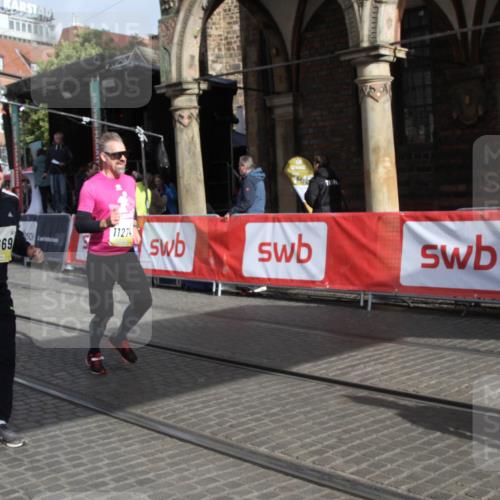 05.10.2025 - 20. swb-Marathon Bremen Yannick Fuchs http://msf.ph/oto/9317099 05.10.2025 10:57:00 Ziel 9669, 10105, 10397, 10867, 11168, 11274 meine-sportfotos.de