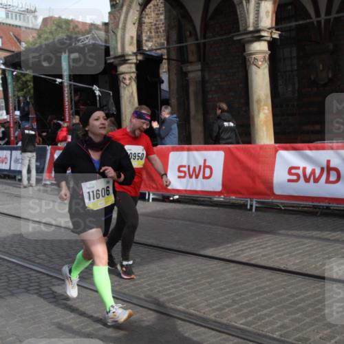 05.10.2025 - 20. swb-Marathon Bremen Yannick Fuchs http://msf.ph/oto/9317132 05.10.2025 10:57:31 Ziel 9000, 9215, 10645, 10950, 11606 meine-sportfotos.de
