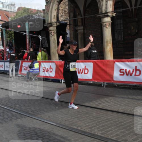 05.10.2025 - 20. swb-Marathon Bremen Yannick Fuchs http://msf.ph/oto/9317134 05.10.2025 10:57:35 Ziel 9000, 9215, 9625, 9904, 9914, 9962, 10139, 10739, 11360 meine-sportfotos.de