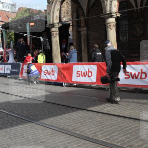05.10.2025 - 20. swb-Marathon Bremen Yannick Fuchs http://msf.ph/oto/9317237 05.10.2025 10:59:30 Ziel 10391, 11728 meine-sportfotos.de