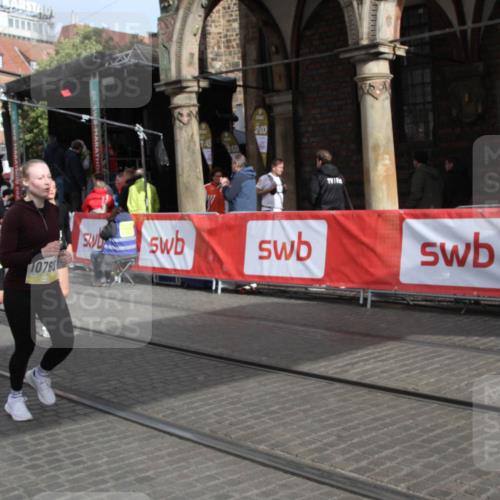 05.10.2025 - 20. swb-Marathon Bremen Yannick Fuchs http://msf.ph/oto/9317244 05.10.2025 10:59:41 Ziel 9609, 9991, 10209, 10760, 11267, 11456 meine-sportfotos.de