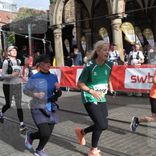 05.10.2025 - 20. swb-Marathon Bremen Yannick Fuchs http://msf.ph/oto/9317261 05.10.2025 11:00:11 Ziel 7621, 9603, 9611, 9666, 10138, 10489, 10572, 11026, 11125, 11600 meine-sportfotos.de
