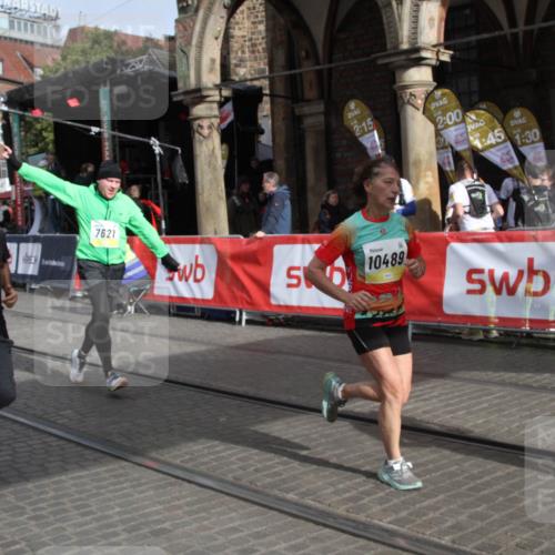 05.10.2025 - 20. swb-Marathon Bremen Yannick Fuchs http://msf.ph/oto/9317265 05.10.2025 11:00:14 Ziel 7177, 7621, 9672, 10345, 10489, 10889, 10919, 11050, 11125, 11600, 11713 meine-sportfotos.de