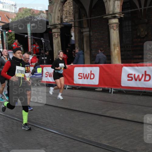 05.10.2025 - 20. swb-Marathon Bremen Yannick Fuchs http://msf.ph/oto/9317522 05.10.2025 11:05:20 Ziel 9440, 9690, 9908, 10255, 10343, 10990, 11501, 11540, 11650, 11707 meine-sportfotos.de