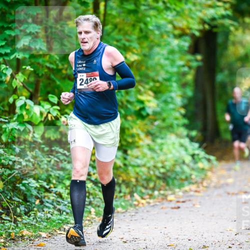 12.10.2025 - Bramfelder Halbmarathon 2025 Dr. Thomas Lammeyer http://msf.ph/oto/9340663 12.10.2025 09:48:52 Laufen 81, 2490 meine-sportfotos.de