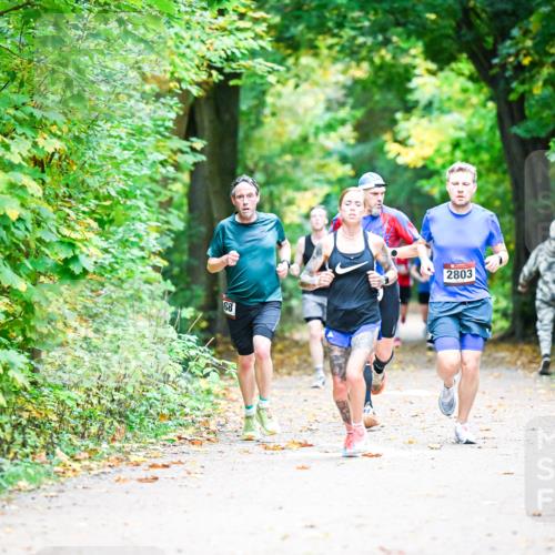12.10.2025 - Bramfelder Halbmarathon 2025 Dr. Thomas Lammeyer http://msf.ph/oto/9340671 12.10.2025 09:48:55 Laufen 88, 2803 meine-sportfotos.de