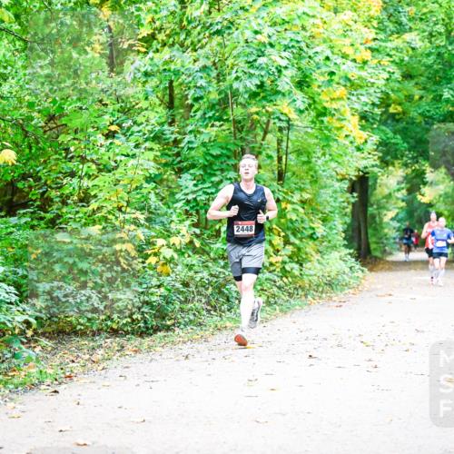 12.10.2025 - Bramfelder Halbmarathon 2025 Dr. Thomas Lammeyer http://msf.ph/oto/9340711 12.10.2025 09:49:02 Laufen 2448 meine-sportfotos.de