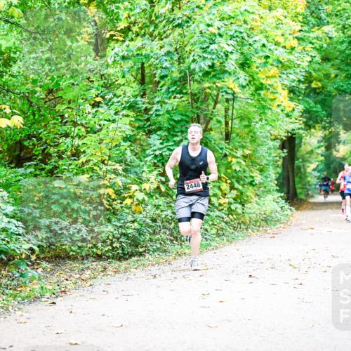 12.10.2025 - Bramfelder Halbmarathon 2025 Dr. Thomas Lammeyer http://msf.ph/oto/9340712 12.10.2025 09:49:02 Laufen 2448 meine-sportfotos.de
