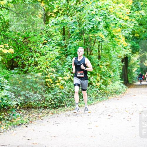 12.10.2025 - Bramfelder Halbmarathon 2025 Dr. Thomas Lammeyer http://msf.ph/oto/9340713 12.10.2025 09:49:03 Laufen 2448 meine-sportfotos.de