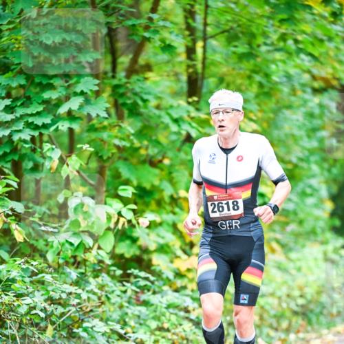 12.10.2025 - Bramfelder Halbmarathon 2025 Dr. Thomas Lammeyer http://msf.ph/oto/9340839 12.10.2025 09:49:41 Laufen 2618 meine-sportfotos.de
