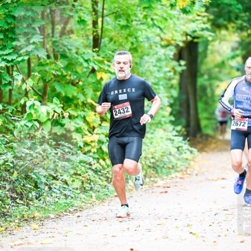 12.10.2025 - Bramfelder Halbmarathon 2025 Dr. Thomas Lammeyer http://msf.ph/oto/9340996 12.10.2025 09:50:24 Laufen 2432, 2672 meine-sportfotos.de