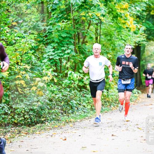 12.10.2025 - Bramfelder Halbmarathon 2025 Dr. Thomas Lammeyer http://msf.ph/oto/9341075 12.10.2025 09:50:38 Laufen 2909 meine-sportfotos.de