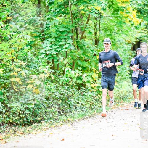 12.10.2025 - Bramfelder Halbmarathon 2025 Dr. Thomas Lammeyer http://msf.ph/oto/9341119 12.10.2025 09:50:47 Laufen 2910, 25, 2990 meine-sportfotos.de