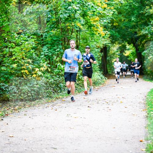 12.10.2025 - Bramfelder Halbmarathon 2025 Dr. Thomas Lammeyer http://msf.ph/oto/9341353 12.10.2025 09:51:34 Laufen 2465, 2948 meine-sportfotos.de