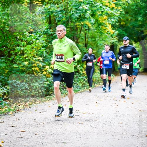 12.10.2025 - Bramfelder Halbmarathon 2025 Dr. Thomas Lammeyer http://msf.ph/oto/9341439 12.10.2025 09:51:49 Laufen 2446, 2511, 2512, 2903 meine-sportfotos.de