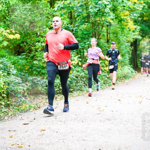 12.10.2025 - Bramfelder Halbmarathon 2025 Dr. Thomas Lammeyer http://msf.ph/oto/9341719 12.10.2025 09:52:48 Laufen 2541, 459 meine-sportfotos.de