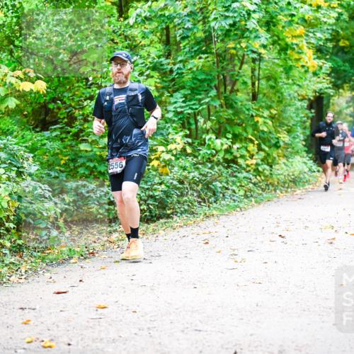 12.10.2025 - Bramfelder Halbmarathon 2025 Dr. Thomas Lammeyer http://msf.ph/oto/9341736 12.10.2025 09:52:51 Laufen 2556 meine-sportfotos.de