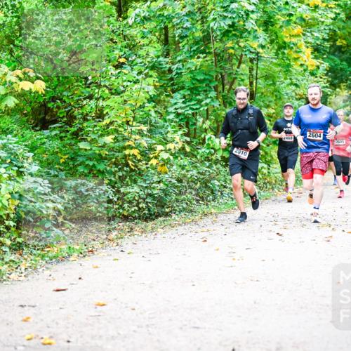 12.10.2025 - Bramfelder Halbmarathon 2025 Dr. Thomas Lammeyer http://msf.ph/oto/9341755 12.10.2025 09:52:54 Laufen 2910, 2468, 2604, 2605 meine-sportfotos.de