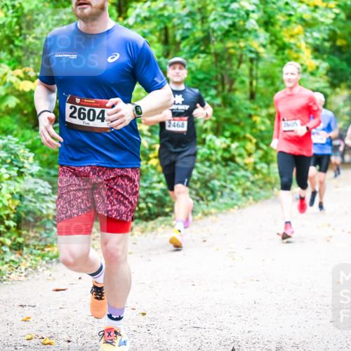 12.10.2025 - Bramfelder Halbmarathon 2025 Dr. Thomas Lammeyer http://msf.ph/oto/9341773 12.10.2025 09:52:57 Laufen 10, 2025, 2604, 2468, 1605 meine-sportfotos.de