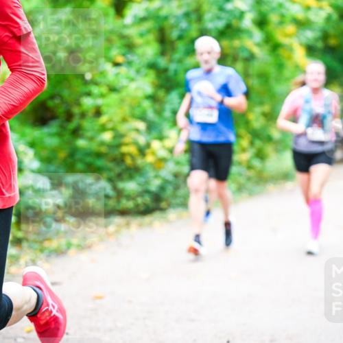 12.10.2025 - Bramfelder Halbmarathon 2025 Dr. Thomas Lammeyer http://msf.ph/oto/9341786 12.10.2025 09:52:59 Laufen 05 meine-sportfotos.de