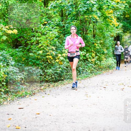 12.10.2025 - Bramfelder Halbmarathon 2025 Dr. Thomas Lammeyer http://msf.ph/oto/9341835 12.10.2025 09:53:08 Laufen 2925 meine-sportfotos.de