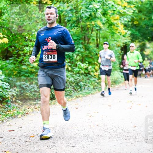 12.10.2025 - Bramfelder Halbmarathon 2025 Dr. Thomas Lammeyer http://msf.ph/oto/9341903 12.10.2025 09:53:21 Laufen 2930 meine-sportfotos.de
