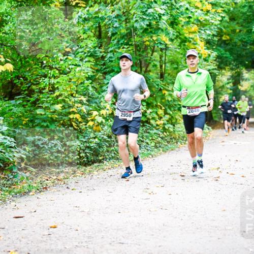 12.10.2025 - Bramfelder Halbmarathon 2025 Dr. Thomas Lammeyer http://msf.ph/oto/9341914 12.10.2025 09:53:22 Laufen 2950, 2649 meine-sportfotos.de