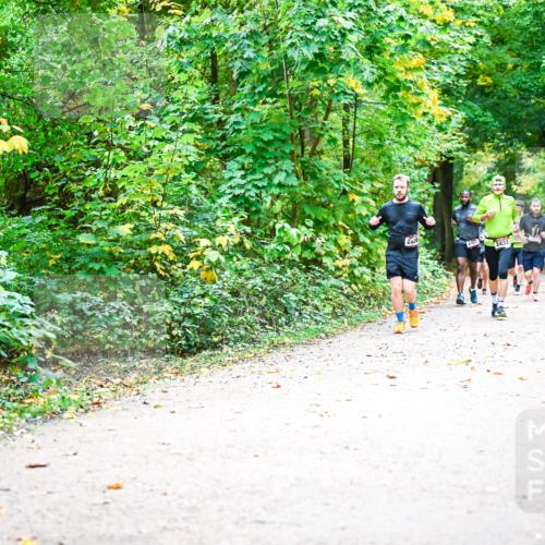 12.10.2025 - Bramfelder Halbmarathon 2025 Dr. Thomas Lammeyer http://msf.ph/oto/9341936 12.10.2025 09:53:27 Laufen 2433917, 2790 meine-sportfotos.de