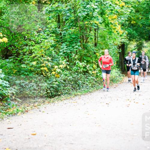 12.10.2025 - Bramfelder Halbmarathon 2025 Dr. Thomas Lammeyer http://msf.ph/oto/9342012 12.10.2025 09:53:45 Laufen 235, 2724 meine-sportfotos.de
