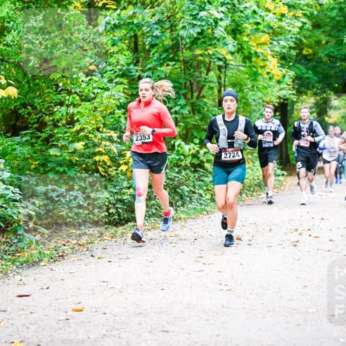12.10.2025 - Bramfelder Halbmarathon 2025 Dr. Thomas Lammeyer http://msf.ph/oto/9342025 12.10.2025 09:53:48 Laufen 2724 meine-sportfotos.de