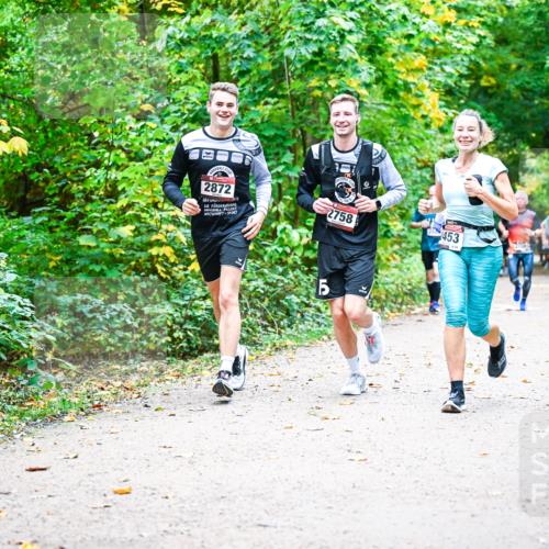 12.10.2025 - Bramfelder Halbmarathon 2025 Dr. Thomas Lammeyer http://msf.ph/oto/9342045 12.10.2025 09:53:51 Laufen 2872, 2758 meine-sportfotos.de