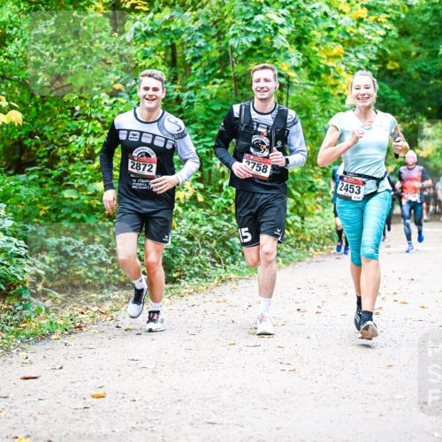 12.10.2025 - Bramfelder Halbmarathon 2025 Dr. Thomas Lammeyer http://msf.ph/oto/9342047 12.10.2025 09:53:51 Laufen 2872, 2453, 2758, 15 meine-sportfotos.de