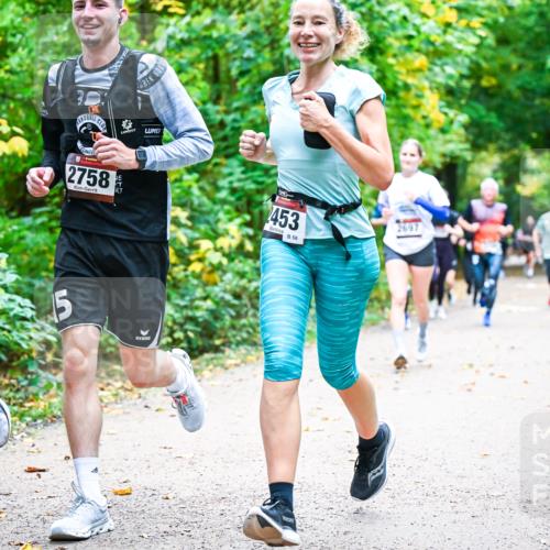 12.10.2025 - Bramfelder Halbmarathon 2025 Dr. Thomas Lammeyer http://msf.ph/oto/9342055 12.10.2025 09:53:52 Laufen 2, 2, 1918, 600, 2758, 600, 453, 58 meine-sportfotos.de