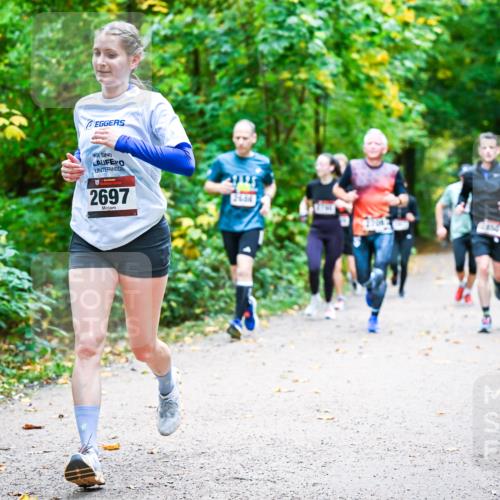 12.10.2025 - Bramfelder Halbmarathon 2025 Dr. Thomas Lammeyer http://msf.ph/oto/9342069 12.10.2025 09:53:55 Laufen 2697 meine-sportfotos.de