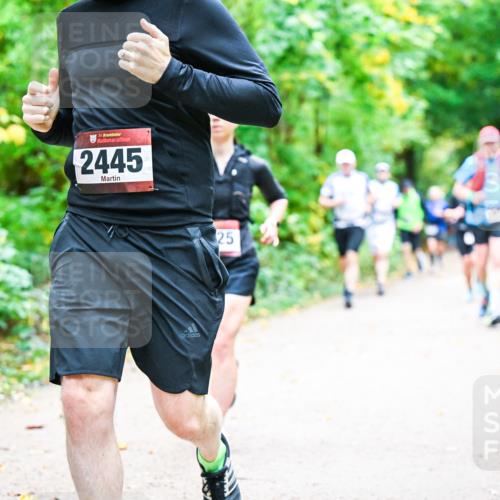 12.10.2025 - Bramfelder Halbmarathon 2025 Dr. Thomas Lammeyer http://msf.ph/oto/9342168 12.10.2025 09:54:12 Laufen 34, 2445, 25 meine-sportfotos.de