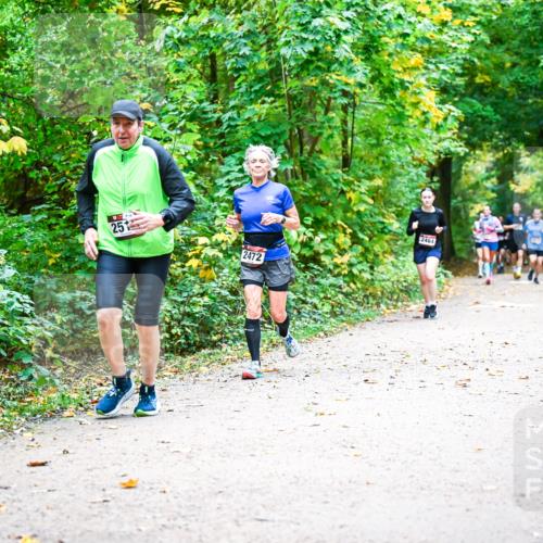 12.10.2025 - Bramfelder Halbmarathon 2025 Dr. Thomas Lammeyer http://msf.ph/oto/9342202 12.10.2025 09:54:18 Laufen 25, 2472, 2484 meine-sportfotos.de