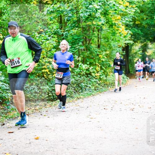 12.10.2025 - Bramfelder Halbmarathon 2025 Dr. Thomas Lammeyer http://msf.ph/oto/9342205 12.10.2025 09:54:18 Laufen 2518, 2518, 2472, 2484 meine-sportfotos.de